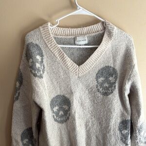 Skull sweater